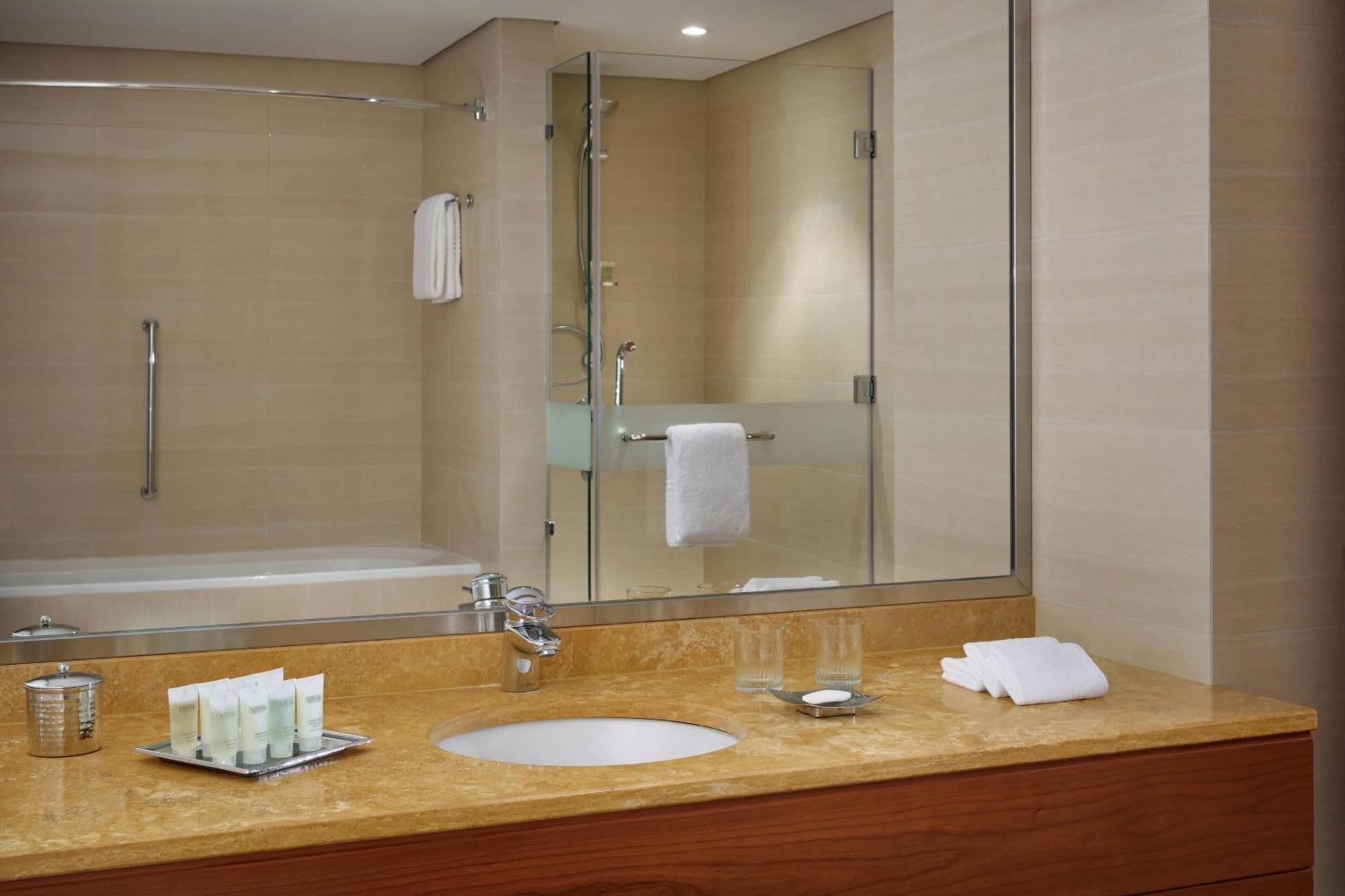 Courtyard By Marriott Kuwejt Zewnętrze zdjęcie